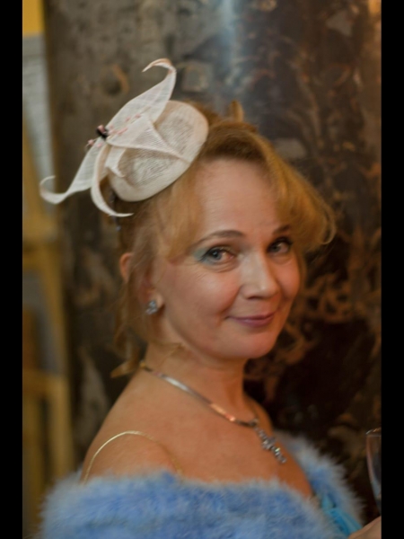 Elena / Réf. 91664 / Adhérente Agence Amélie