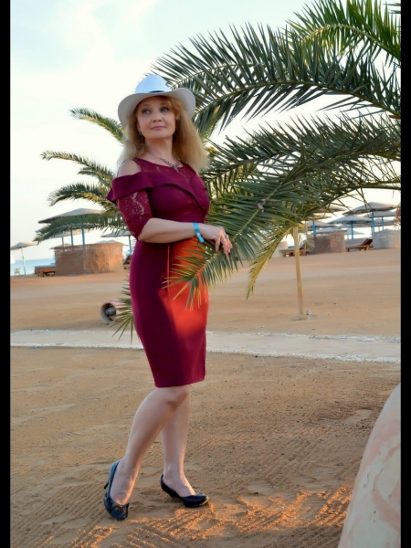 Elena / Réf. 91664 / Adhérente Agence Amélie