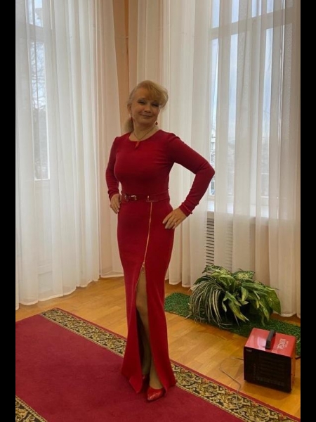 Elena / Réf. 91664 / Adhérente Agence Amélie