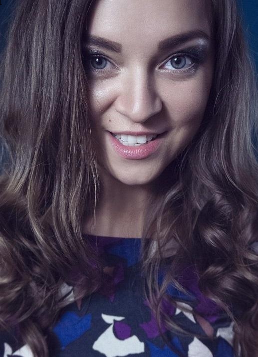 Photo de Kristina / Réf. 91666 / Agence Amélie