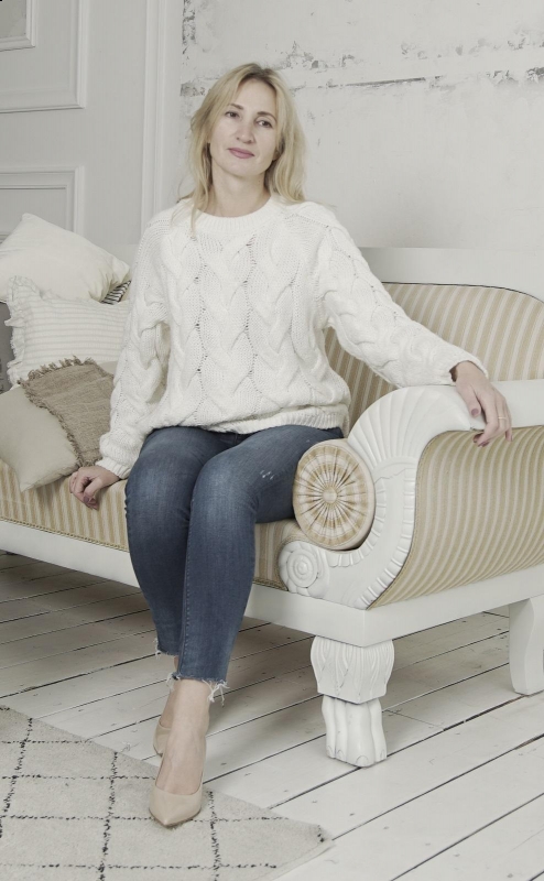 Photo de Nataliya (bientôt à Paris) / Réf. 91688 / Agence Amélie