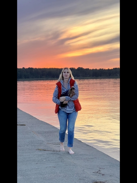 Nataliya (bientôt à Paris) / Réf. 91688 / Adhérente Agence Amélie