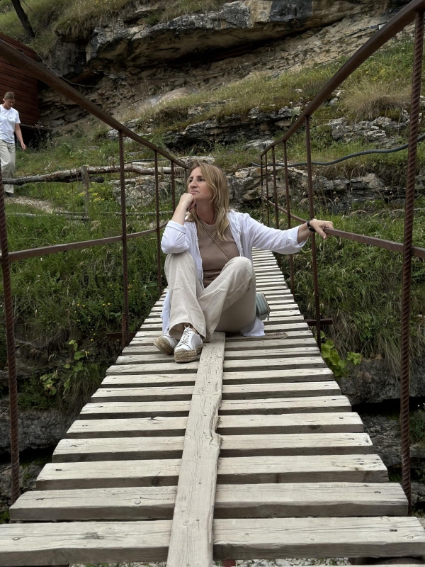 Photo de Nataliya (bientôt à Paris) / Réf. 91688 / Agence Amélie