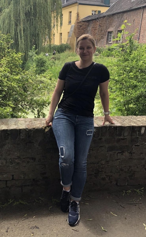 Photo de Nadejda / Réf. 91732 / Agence Amélie