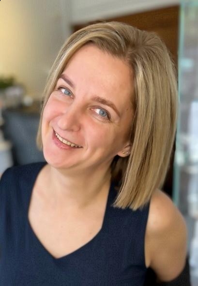 Photo de Nadejda / Réf. 91732 / Agence Amélie