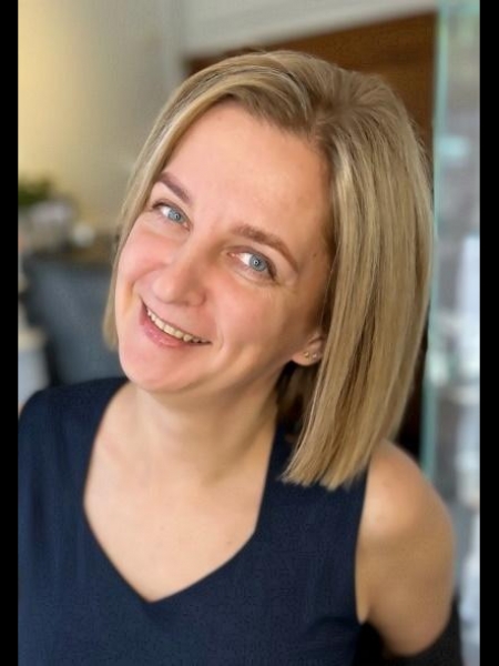 Nadejda / Réf. 91732 / Adhérente Agence Amélie