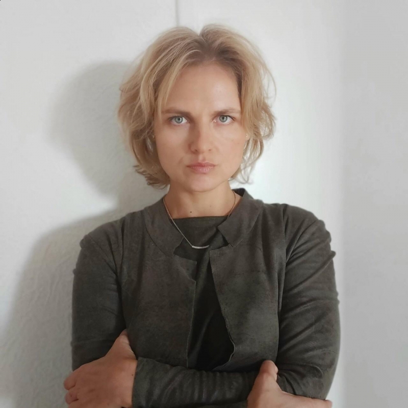 Photo de Elena (Strasbourg) / Réf. 91735 / Agence Amélie