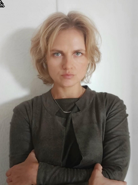 Elena (Strasbourg) / Réf. 91735 / Adhérente Agence Amélie