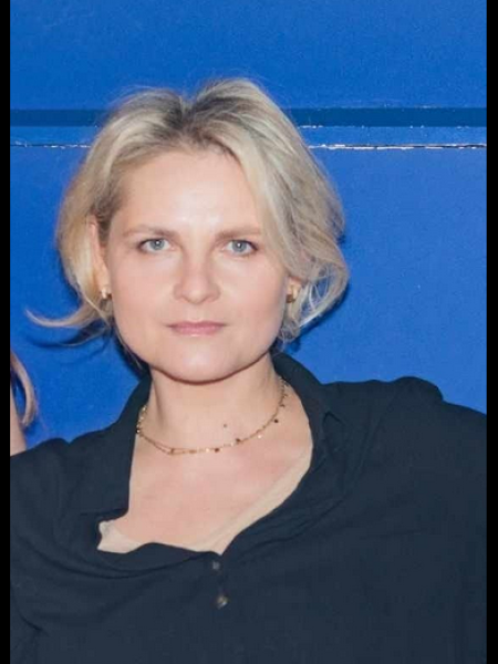 Elena (Strasbourg) / Réf. 91735 / Adhérente Agence Amélie