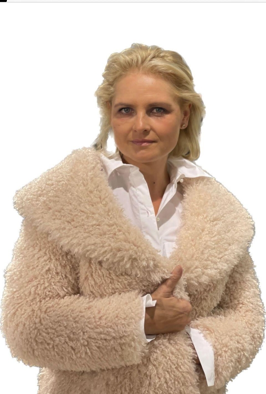 Photo de Elena (Strasbourg) / Réf. 91735 / Agence Amélie