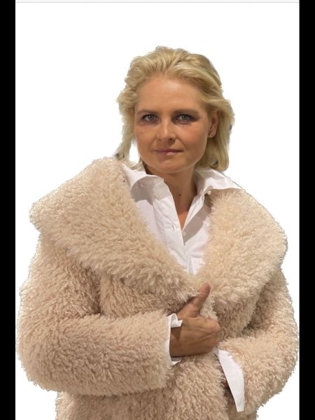 Elena (Strasbourg) / Réf. 91735 / Adhérente Agence Amélie