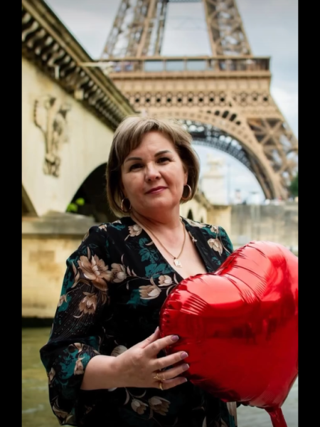 Kristina (Paris) / Réf. 91894 / Adhérente Agence Amélie