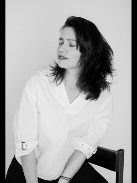 Polina (Paris) / Réf. 91933 / Adhérente Agence Amélie