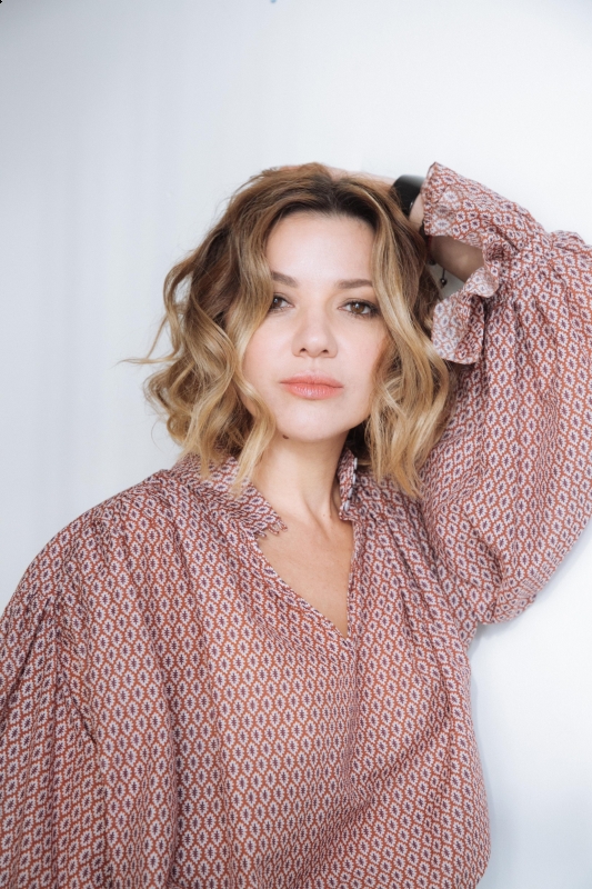 Photo de Yana / Réf. 91978 / Agence Amélie