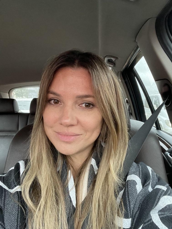 Photo de Yana / Réf. 91978 / Agence Amélie