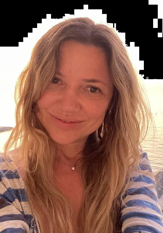 Photo de Yana / Réf. 91978 / Agence Amélie