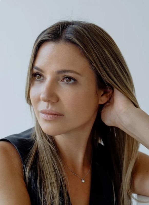 Photo de Yana / Réf. 91978 / Agence Amélie