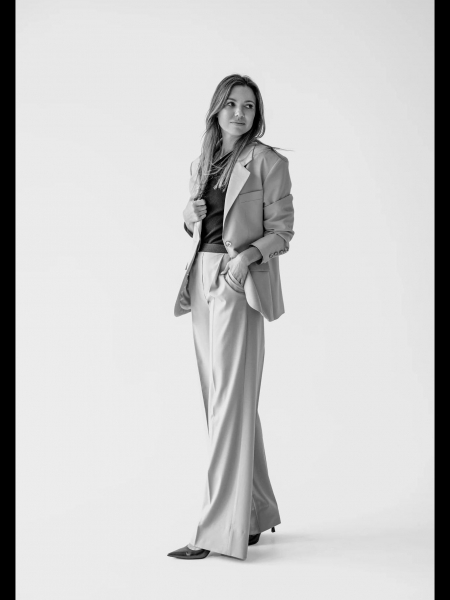 Yana / Réf. 91978 / Adhérente Agence Amélie