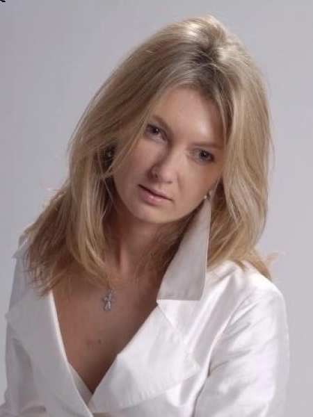 Oksana (Genève) / Réf. 92037 / Adhérente Agence Amélie