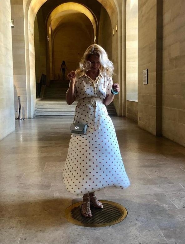 Photo de Oksana (Genève) / Réf. 92037 / Agence Amélie