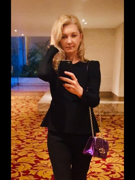 Oksana (Genève) / Réf. 92037 / Adhérente Agence Amélie