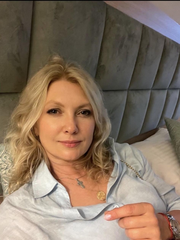 Photo de Oksana (Genève) / Réf. 92037 / Agence Amélie