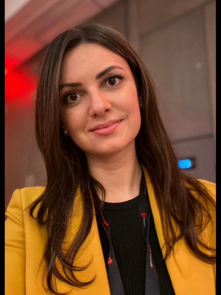 Valeria (Dublin) / Réf. 92048 / Adhérente Agence Amélie