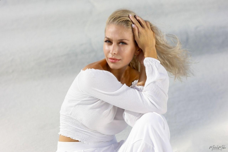 Photo de Christina (Chypre) / Réf. 92056 / Agence Amélie