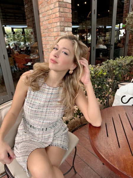 Christina (Chypre) / Réf. 92056 / Adhérente Agence Amélie