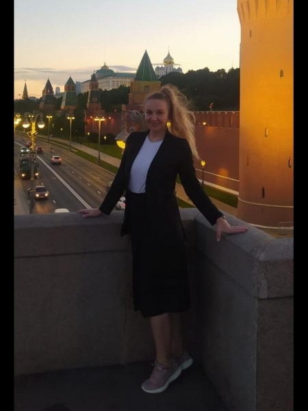 Alexandra (Italie) / Réf. 92112 / Adhérente Agence Amélie