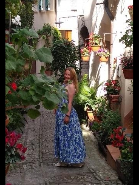 Alexandra (Italie) / Réf. 92112 / Adhérente Agence Amélie