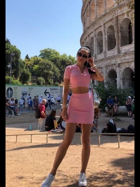 Olena (Paris) / Réf. 92129 / Adhérente Agence Amélie