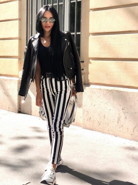 Olena (Paris) / Réf. 92129 / Adhérente Agence Amélie