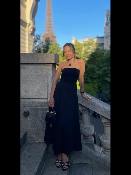 Olena (Paris) / Réf. 92129 / Adhérente Agence Amélie