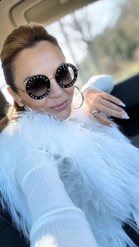 Photo de Olena (Paris) / Réf. 92129 / Agence Amélie