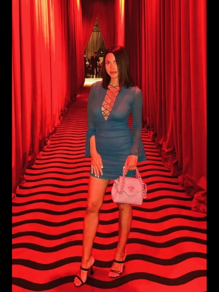 Salomé (Dubaï) / Réf. 92180 / Adhérente Agence Amélie