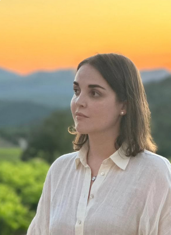 Photo de Veronica  / Réf. 92200 / Agence Amélie