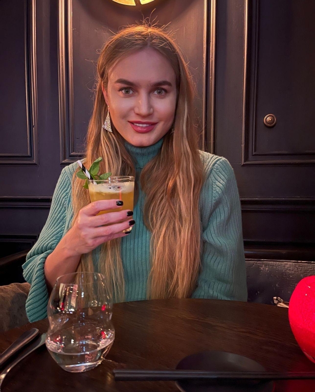 Photo de Milana (Allemagne) / Réf. 92203 / Agence Amélie