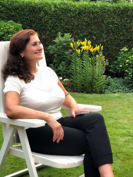 Aleta (Allemagne) / Réf. 92208 / Adhérente Agence Amélie