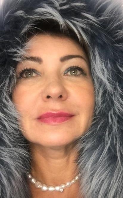 Photo de Svetlana (Genève) / Réf. 92232 / Agence Amélie