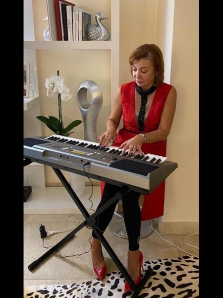 Svetlana (Genève) / Réf. 92232 / Adhérente Agence Amélie