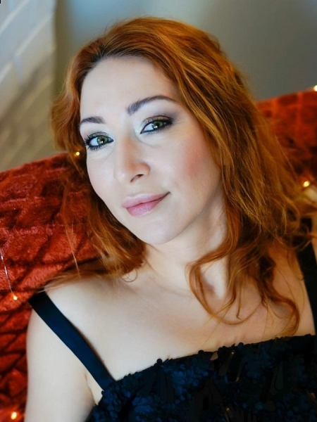 Lubov (Paris) / Réf. 92238 / Adhérente Agence Amélie