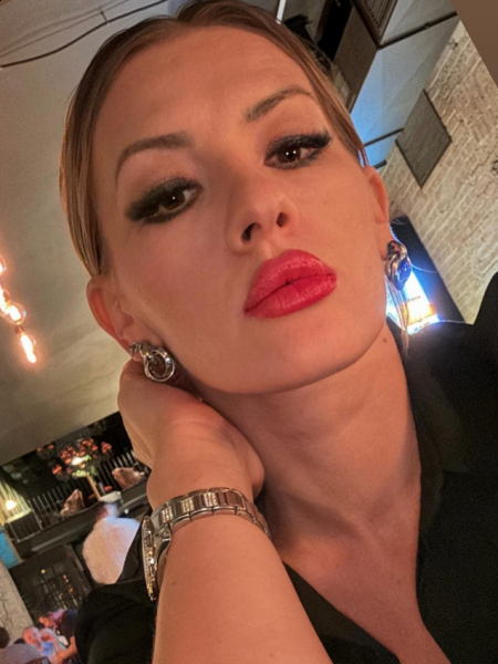 Inna (Strasbourg) / Réf. 92247 / Adhérente Agence Amélie