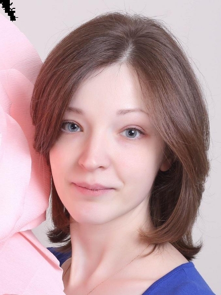 Elena / Réf. 92257 / Adhérente Agence Amélie