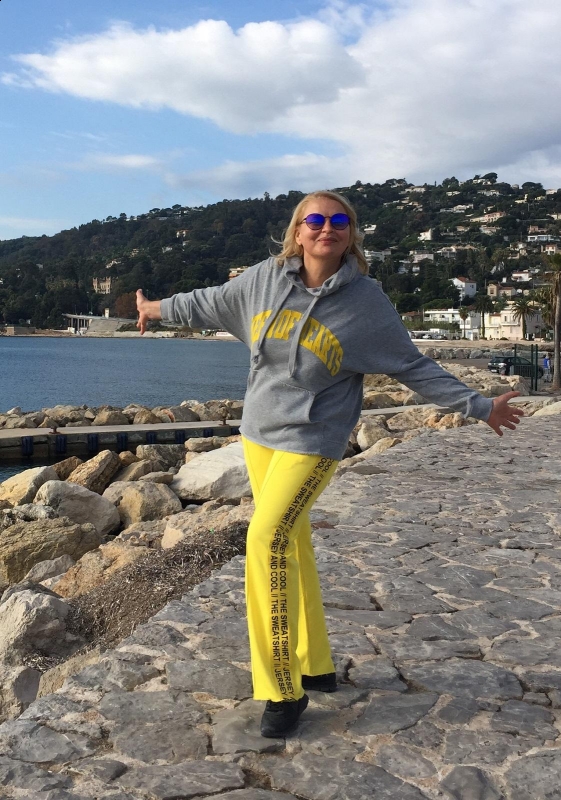 Photo de Natalia (Antibes) / Réf. 92259 / Agence Amélie