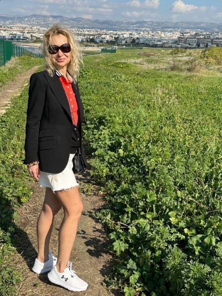 Natalia (bientôt à Bordeaux) / Réf. 92272 / Adhérente Agence Amélie