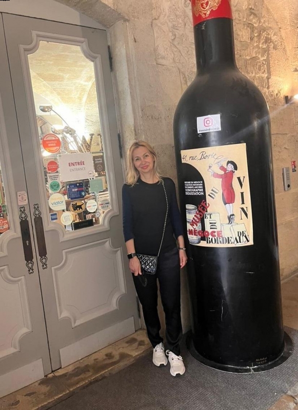 Photo de Natalia (bientôt à Bordeaux) / Réf. 92272 / Agence Amélie