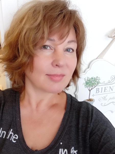 Elena (Genève) / Réf. 92285 / Adhérente Agence Amélie