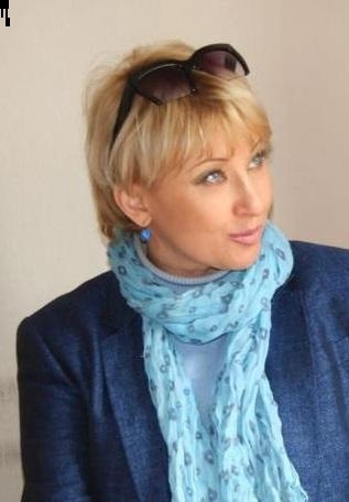 Photo de Elena (Var) / Réf. 92296 / Agence Amélie