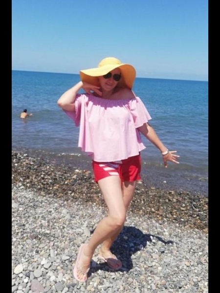 Elena (Var) / Réf. 92296 / Adhérente Agence Amélie